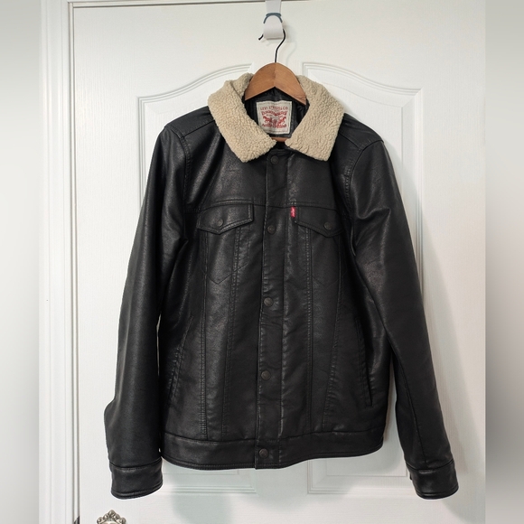 Levi's Other - Levi Black Faux Leather Jacket with Cream Sherpa Collar